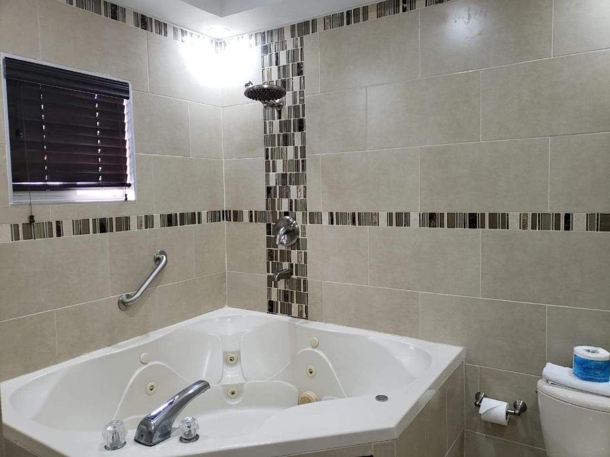 Christar Villas Hotel Kingston Esterno foto