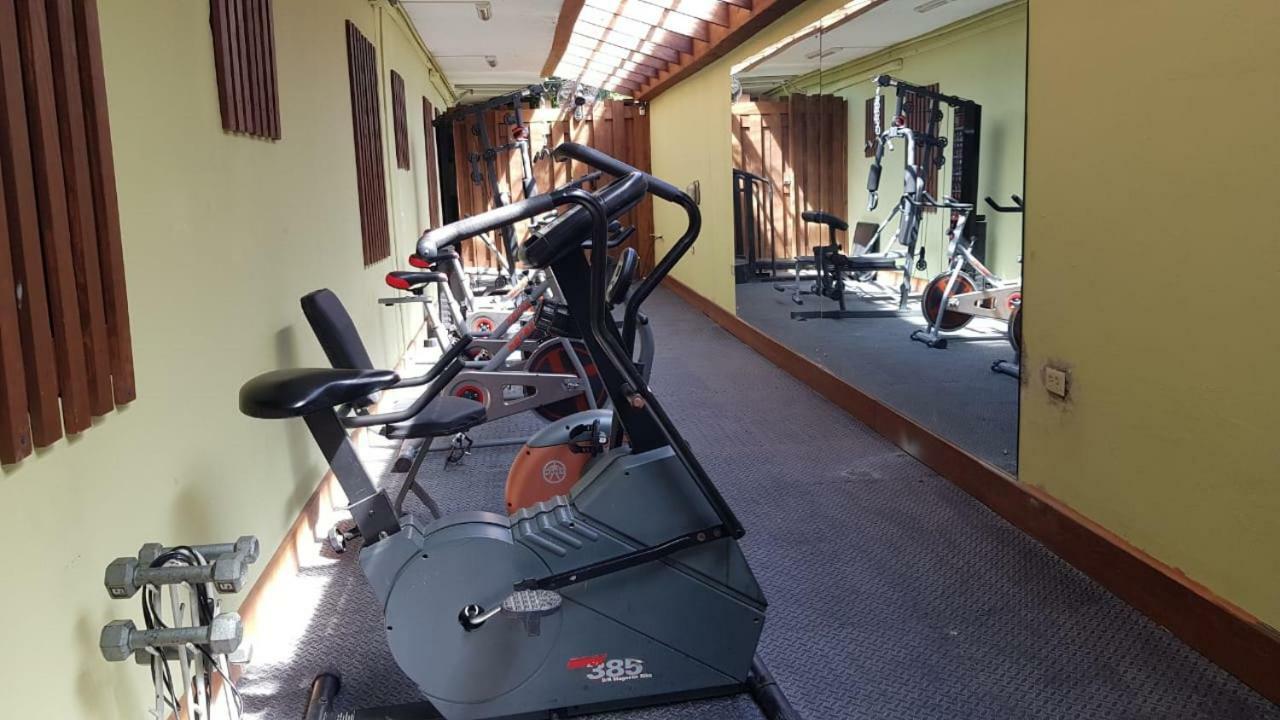 Christar Villas Hotel Kingston Esterno foto