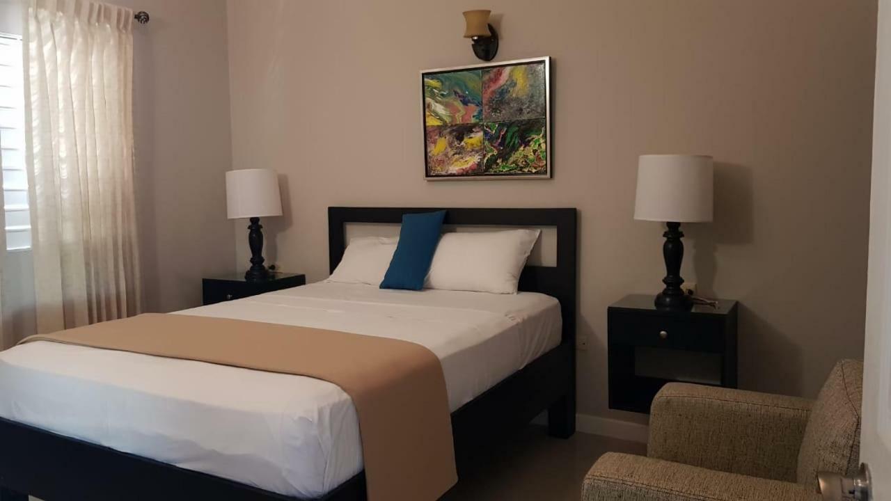 Christar Villas Hotel Kingston Esterno foto