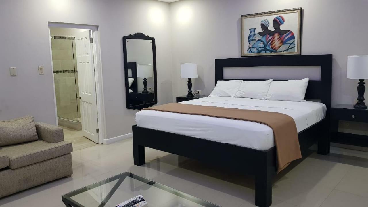 Christar Villas Hotel Kingston Esterno foto